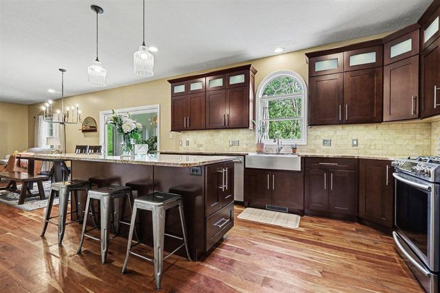 4463 Grand Ridge Drive, Wyoming, MI 49418