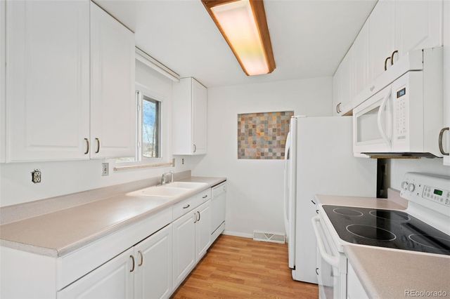 771 Xenon Street, Lakewood, CO 80401