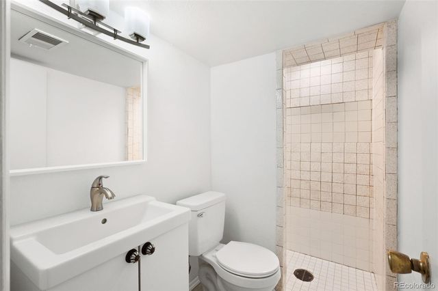 771 Xenon Street, Lakewood, CO 80401