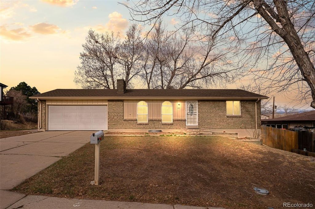 771 Xenon Street, Lakewood, CO 80401