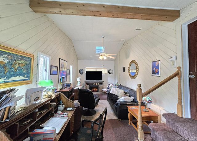 199 Connetquot Avenue, East Islip, NY 11730