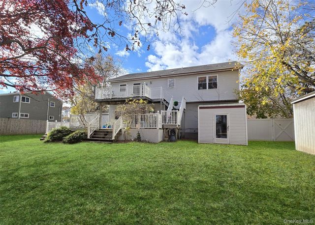 199 Connetquot Avenue, East Islip, NY 11730