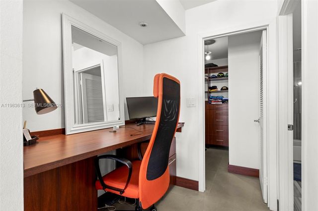 2500 Parkview Dr 2319, Hallandale Beach, FL 33009