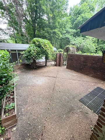 7342 Valley Lane, Hixson, TN 37343