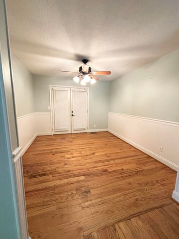 7342 Valley Lane, Hixson, TN 37343