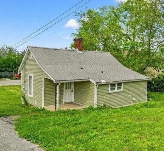 128 Fort Street, Harrodsburg, KY 40330