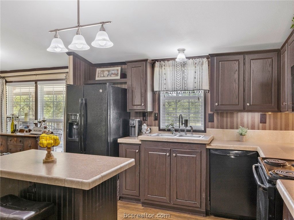 14223 Long Drive, Iola, TX 77861 — photo 4
