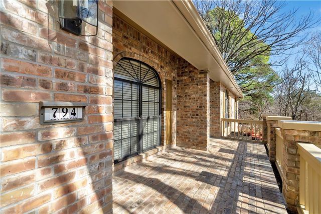 794 Birwin Street, Fayetteville, AR 72703