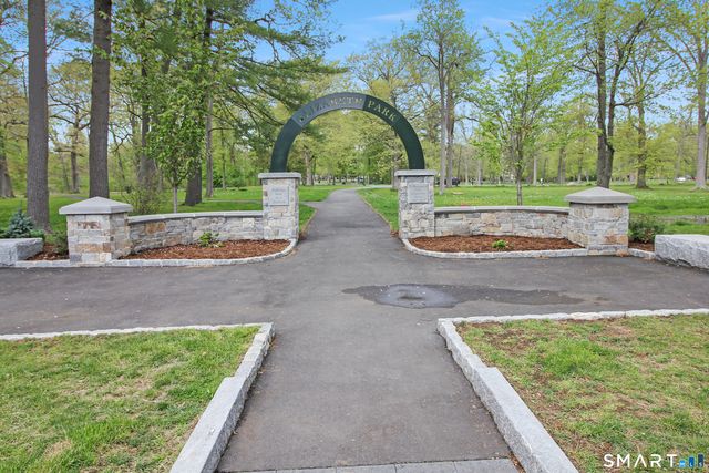 45 Highland Street APT 108, West Hartford, CT 06119