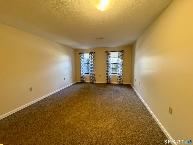 45 Highland Street APT 108, West Hartford, CT 06119