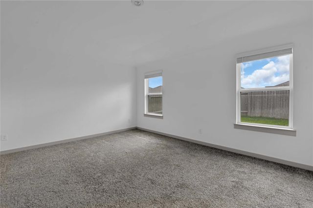 410 Turtle Oak Lane, Baytown, TX 77523