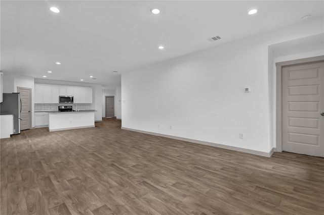 410 Turtle Oak Lane, Baytown, TX 77523