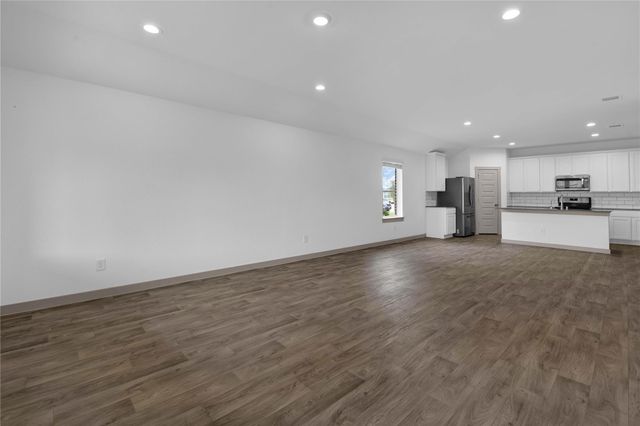 410 Turtle Oak Lane, Baytown, TX 77523