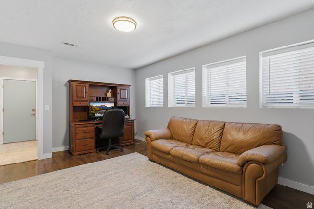 46 N COUNTRY LN, Fruit Heights, UT 84037