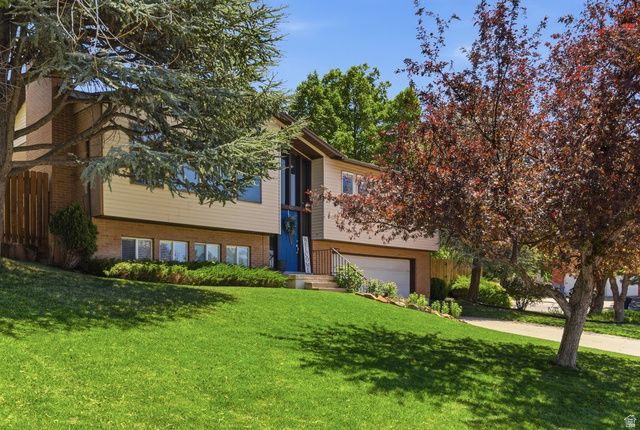 46 N COUNTRY LN, Fruit Heights, UT 84037