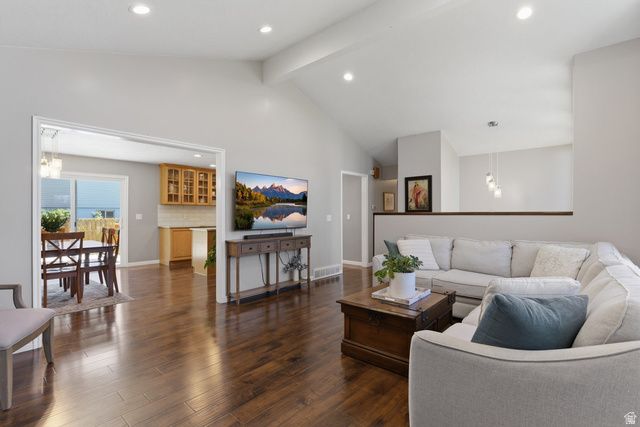 46 N COUNTRY LN, Fruit Heights, UT 84037