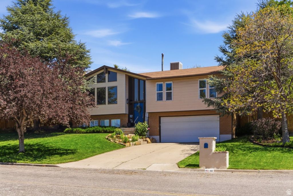 46 N COUNTRY LN, Fruit Heights, UT 84037