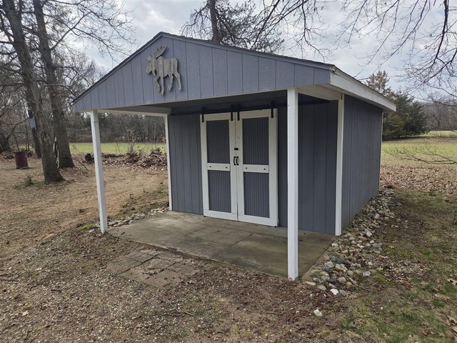 26641 60th Avenue, Mattawan, MI 49071