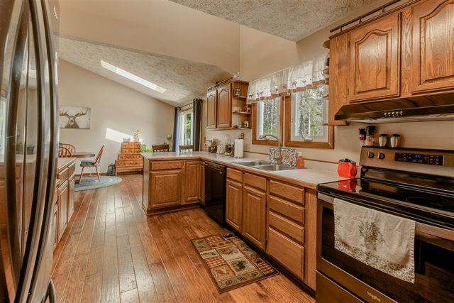 26641 60th Avenue, Mattawan, MI 49071