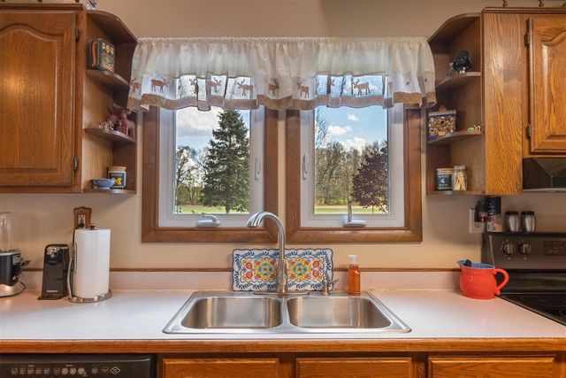 26641 60th Avenue, Mattawan, MI 49071