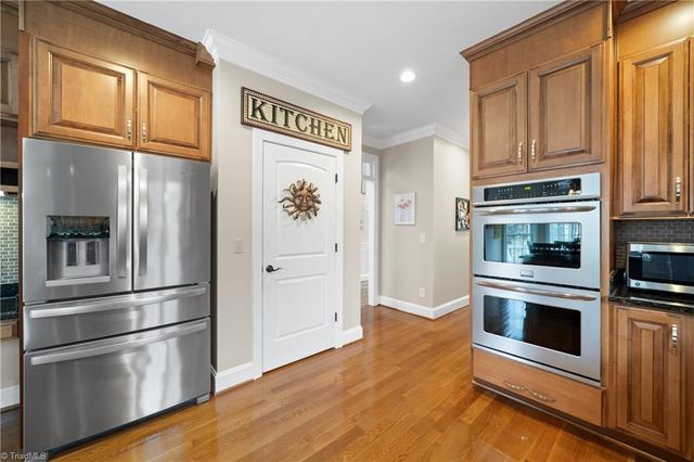 389 N Hiddenbrooke Drive, Advance, NC 27006