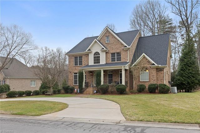 389 N Hiddenbrooke Drive, Advance, NC 27006
