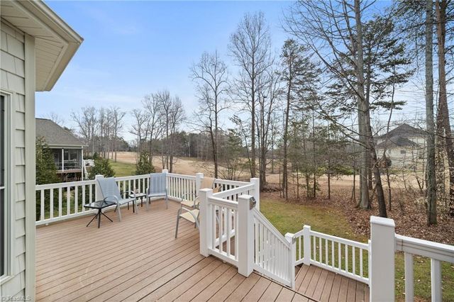 389 N Hiddenbrooke Drive, Advance, NC 27006