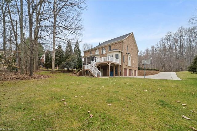 389 N Hiddenbrooke Drive, Advance, NC 27006