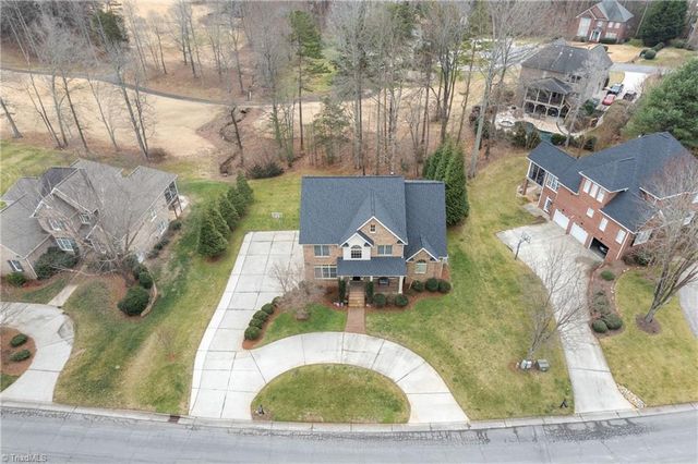 389 N Hiddenbrooke Drive, Advance, NC 27006