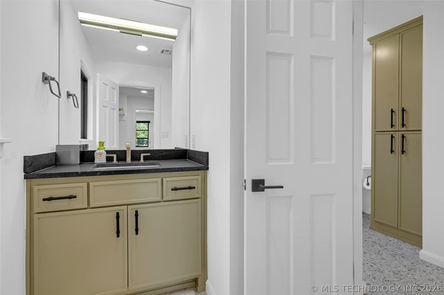 2227 E 26th Place, Tulsa, OK 74114