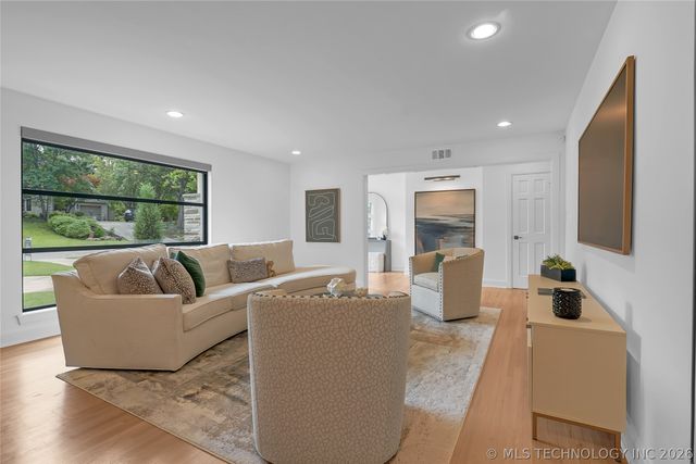 2227 E 26th Place, Tulsa, OK 74114