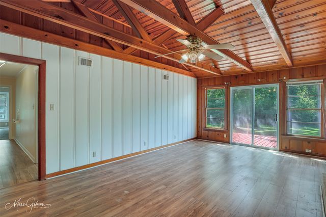 5743 Yarbrough, Shreveport, LA 71119