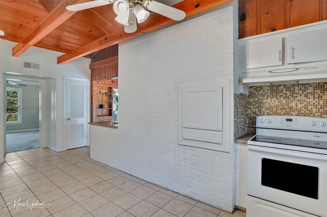 5743 Yarbrough, Shreveport, LA 71119