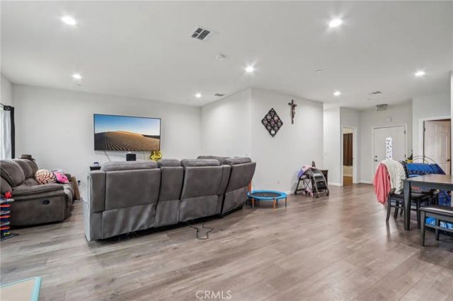 10121 Margery Avenue, California City, CA 93505