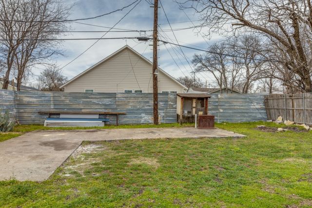 8814 Clifford Street, White Settlement, TX 76108