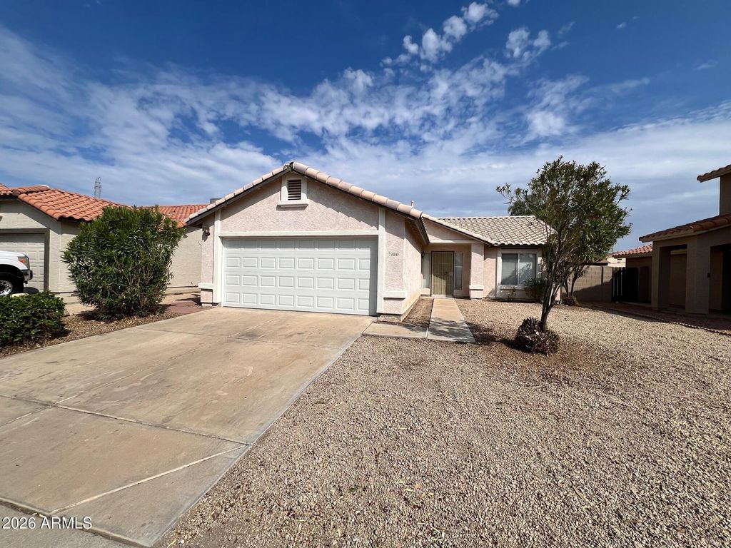 11231 W GOLDEN Lane, Peoria, AZ 85345 — exterior