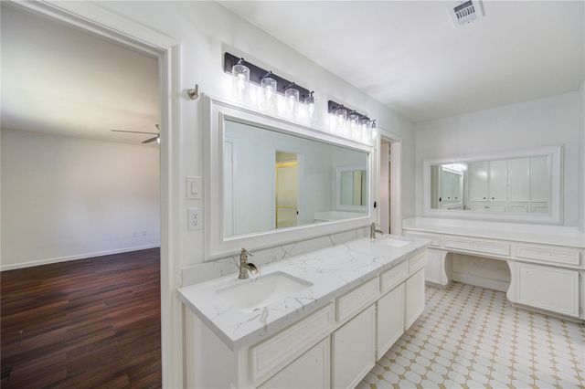 5930 Miller Valley Drive, Houston, TX 77066