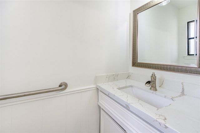 5930 Miller Valley Drive, Houston, TX 77066