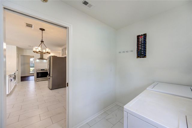 5930 Miller Valley Drive, Houston, TX 77066