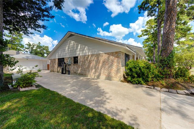 5930 Miller Valley Drive, Houston, TX 77066