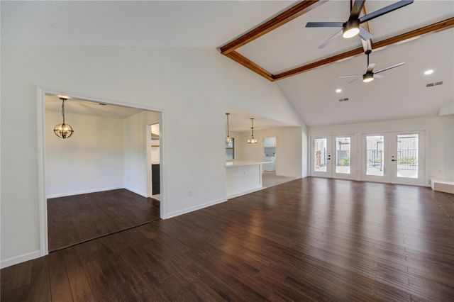 5930 Miller Valley Drive, Houston, TX 77066