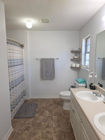 5234 Hawks Nest Drive, Milton, FL 32570