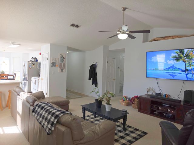 5234 Hawks Nest Drive, Milton, FL 32570