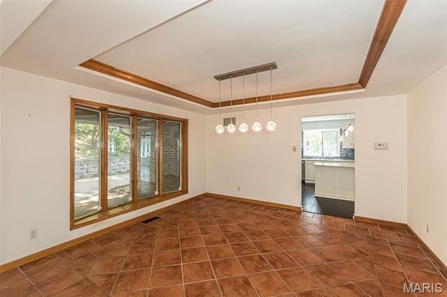 1423 Wills Hollow Road, Wildwood, MO 63038