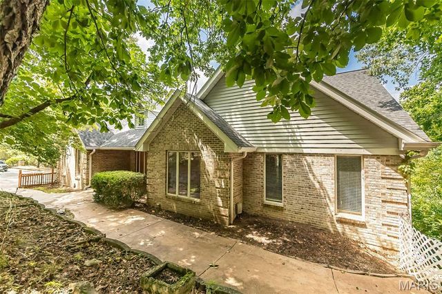 1423 Wills Hollow Road, Wildwood, MO 63038