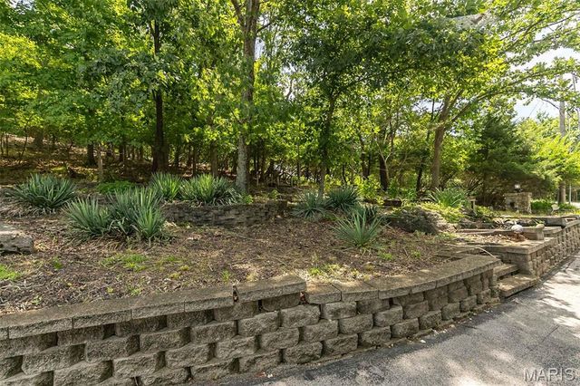 1423 Wills Hollow Road, Wildwood, MO 63038