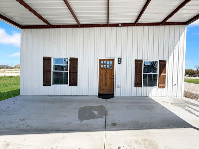 6025 Piper Anne Street, Azle, TX 76020