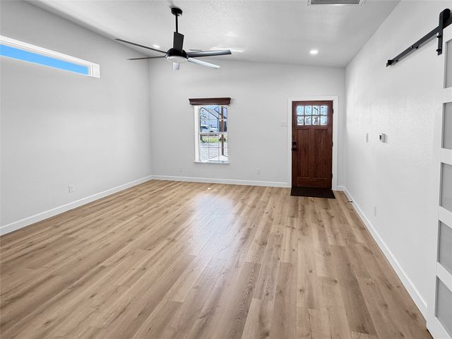 6025 Piper Anne Street, Azle, TX 76020