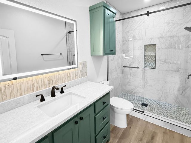 6025 Piper Anne Street, Azle, TX 76020