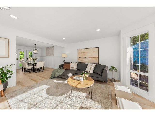 12035 Se EISERT Cir, Happy Valley, OR 97086